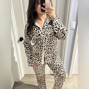 Victoria's Secret Cheetah Print PJ Set, Size: S